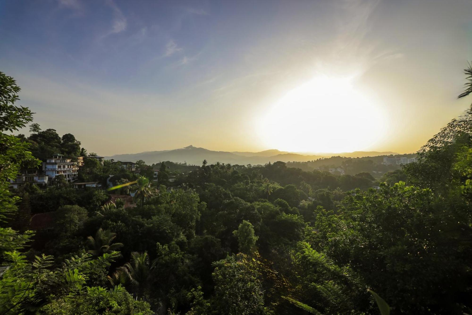 Cielo Residence แคนดี้ ภายนอก รูปภาพ